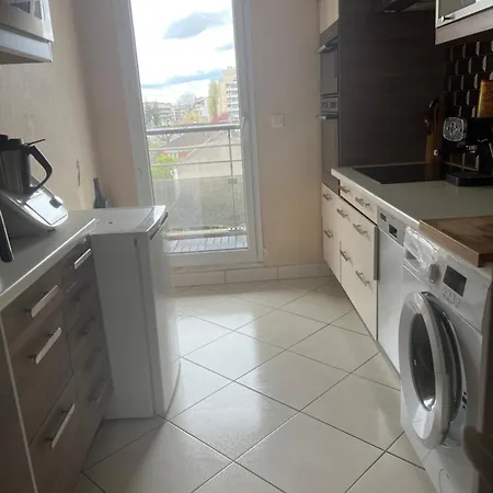 Apartament La Rose Drancy